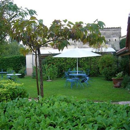 Hotel Entre 2 Mers Proche Bordeaux Carbon-Blanc Esterno foto