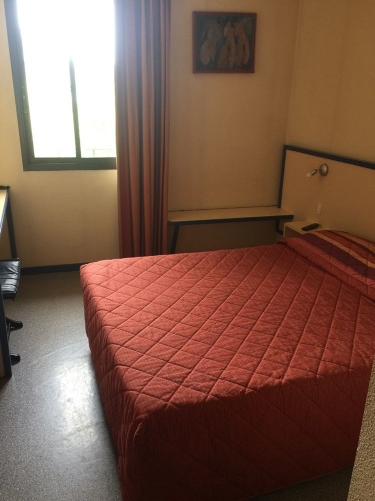 Hotel Entre 2 Mers Proche Bordeaux Carbon-Blanc Esterno foto
